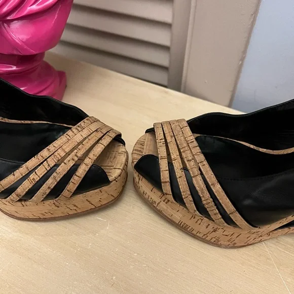 đź’—NWOT BETSEY JOHNSON WEDGESđź’— - Picture 4 of 16